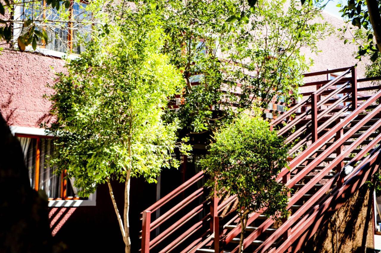 Windhoek Gardens Boutique Hotel Exterior photo