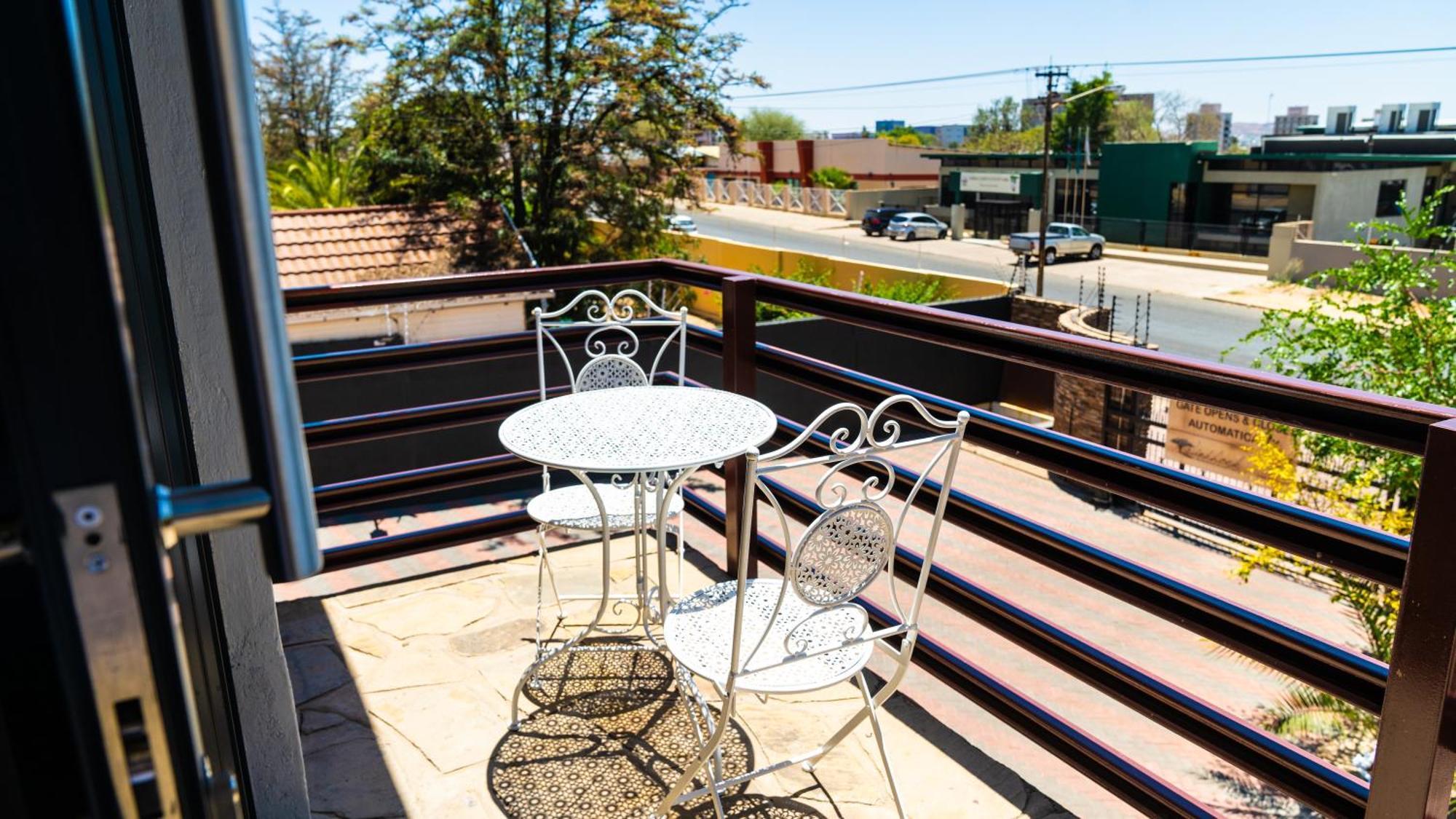Windhoek Gardens Boutique Hotel Exterior photo