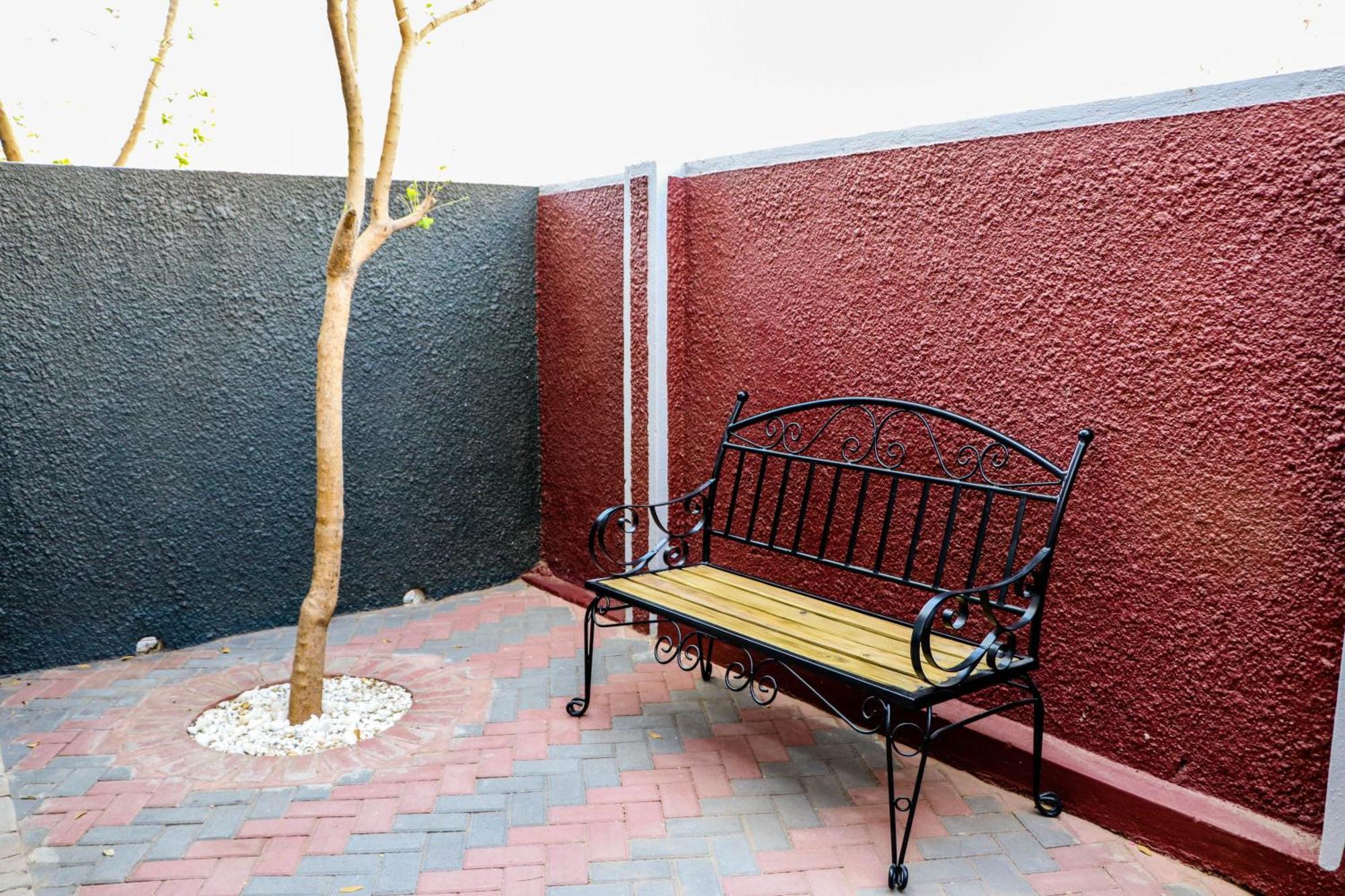 Windhoek Gardens Boutique Hotel Exterior photo